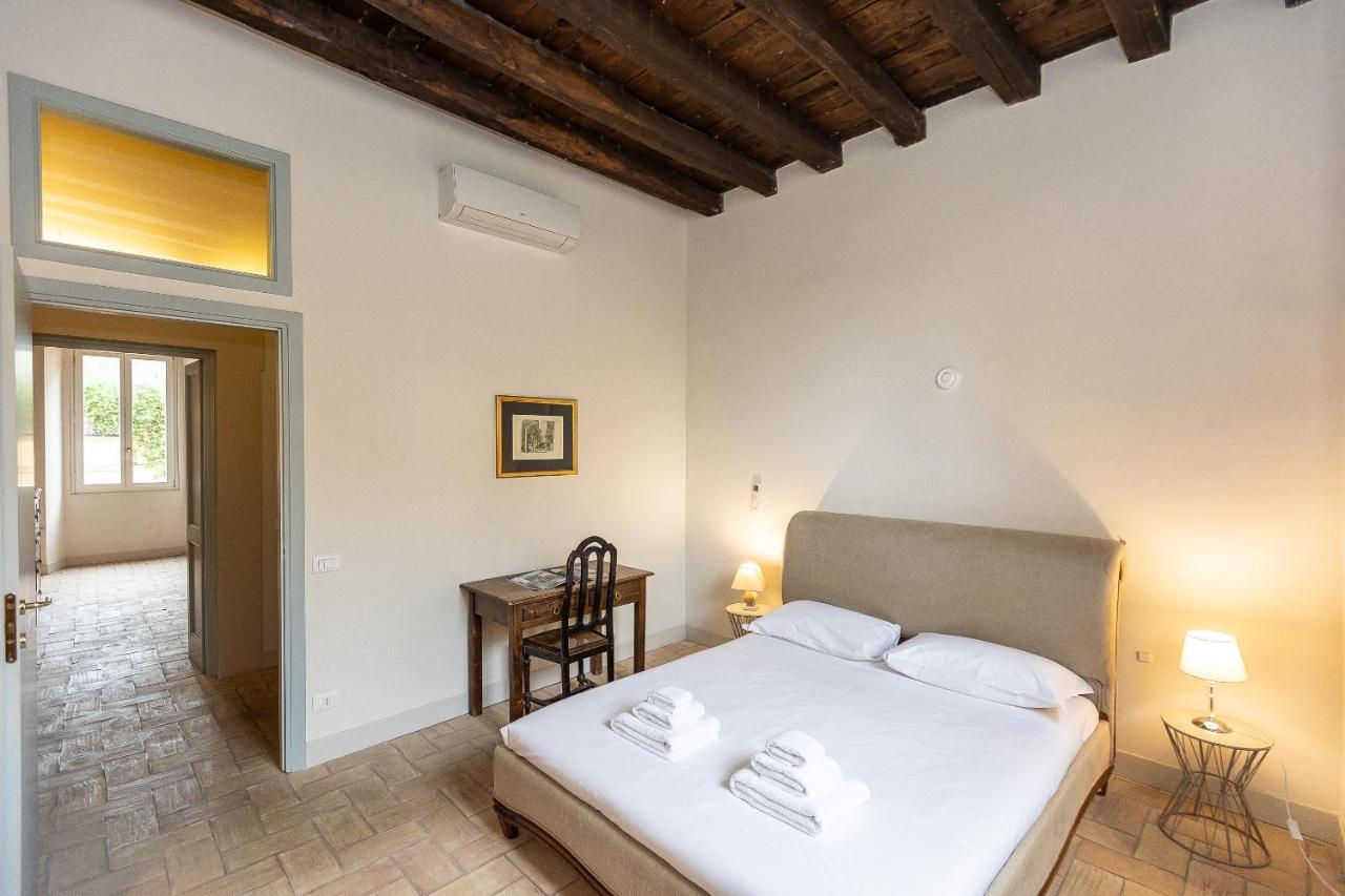 Rome Historical Apartment - Arco Dei Banchi Exterior photo