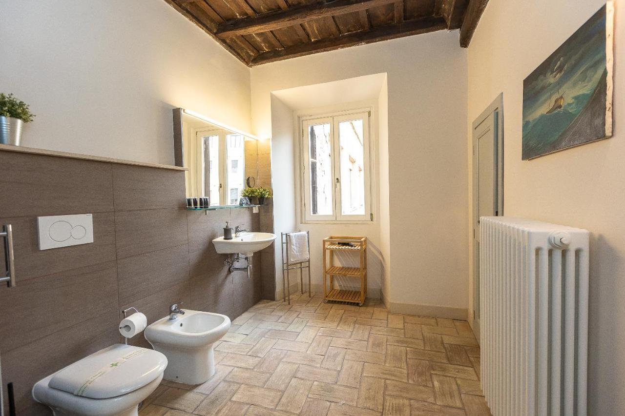 Rome Historical Apartment - Arco Dei Banchi Exterior photo