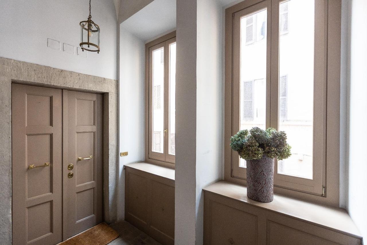 Rome Historical Apartment - Arco Dei Banchi Exterior photo