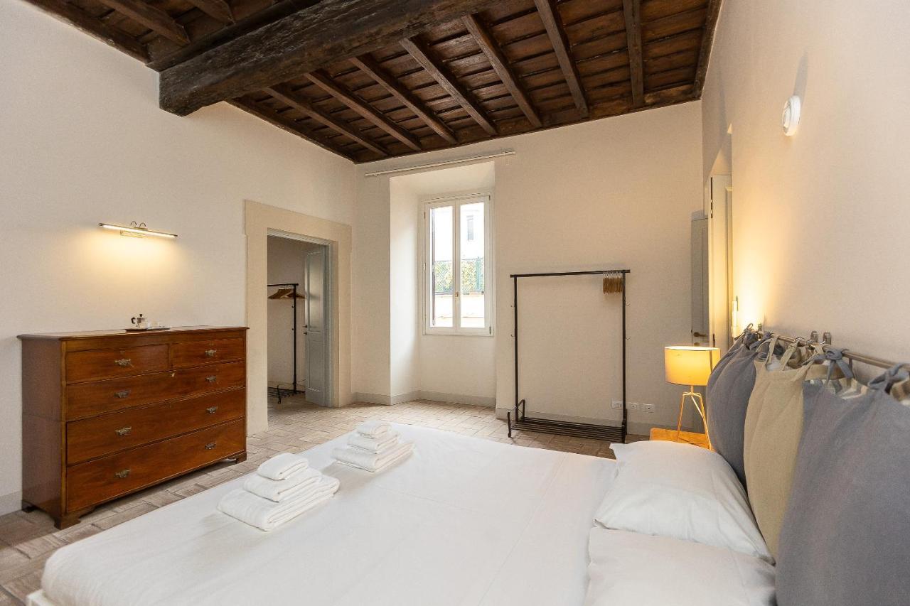 Rome Historical Apartment - Arco Dei Banchi Exterior photo